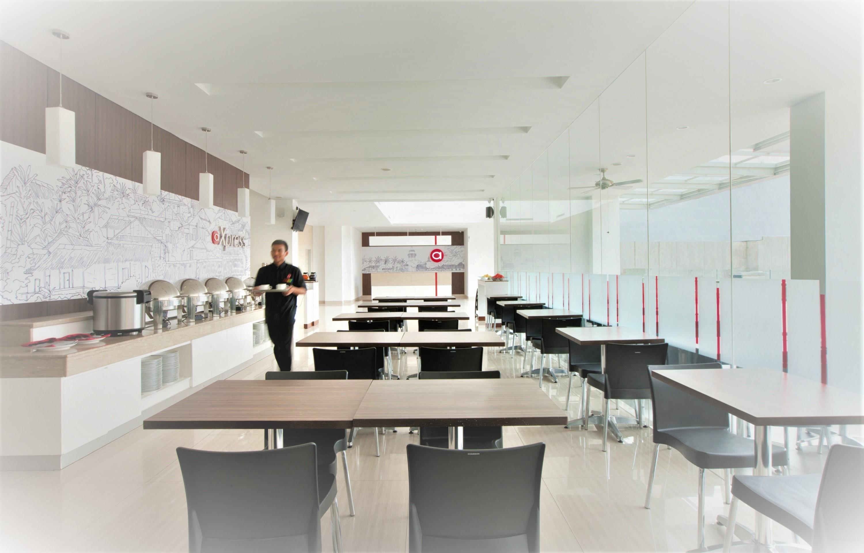 Lynn Hotel Serang Εξωτερικό φωτογραφία