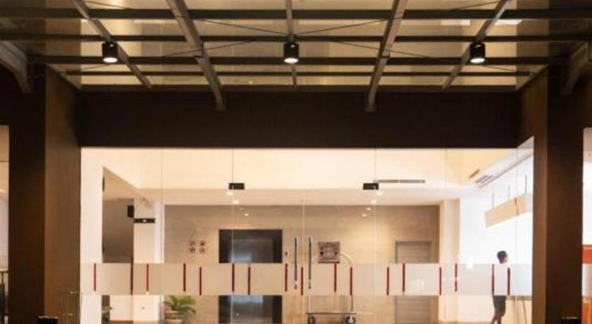 Lynn Hotel Serang Εξωτερικό φωτογραφία
